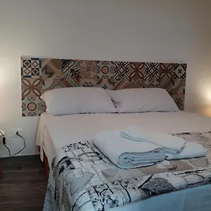 https://idea-rooms.sicilyhotelsitaly.net